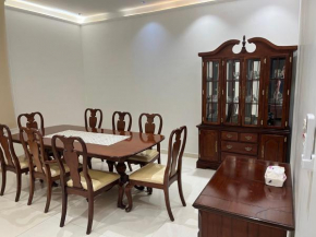 King Faisal District Apartment شقه كبيره بالقرب من الحمرا مول والنخيل وغرناطه مول